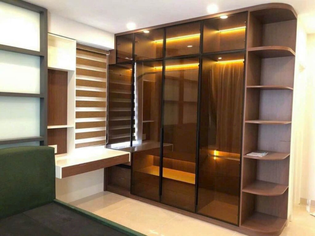 Thiết Kế Tủ Quần Áo Kịch Trần Cho Phòng Ngủ Hiện Đại Và Sang Trọng