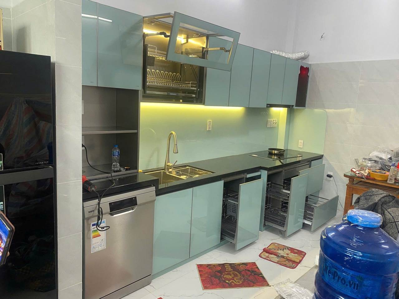 Bí Quyết Lựa Chọn Tủ Bếp Nhôm Bền Đẹp Phù Hợp