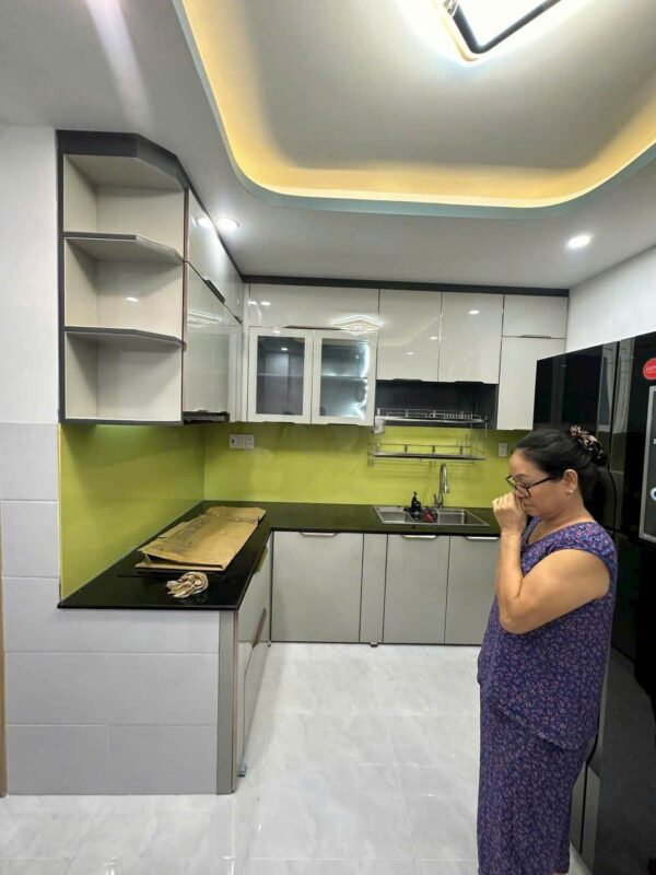 Tủ Bếp Hợp Kim Nhôm Nguyên Tấm