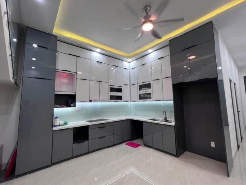 Tủ Bếp Nhôm Hợp Kim Lá Ghép