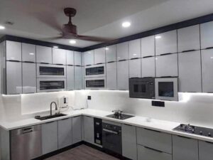 Tủ Bếp Nhôm Cánh Kính