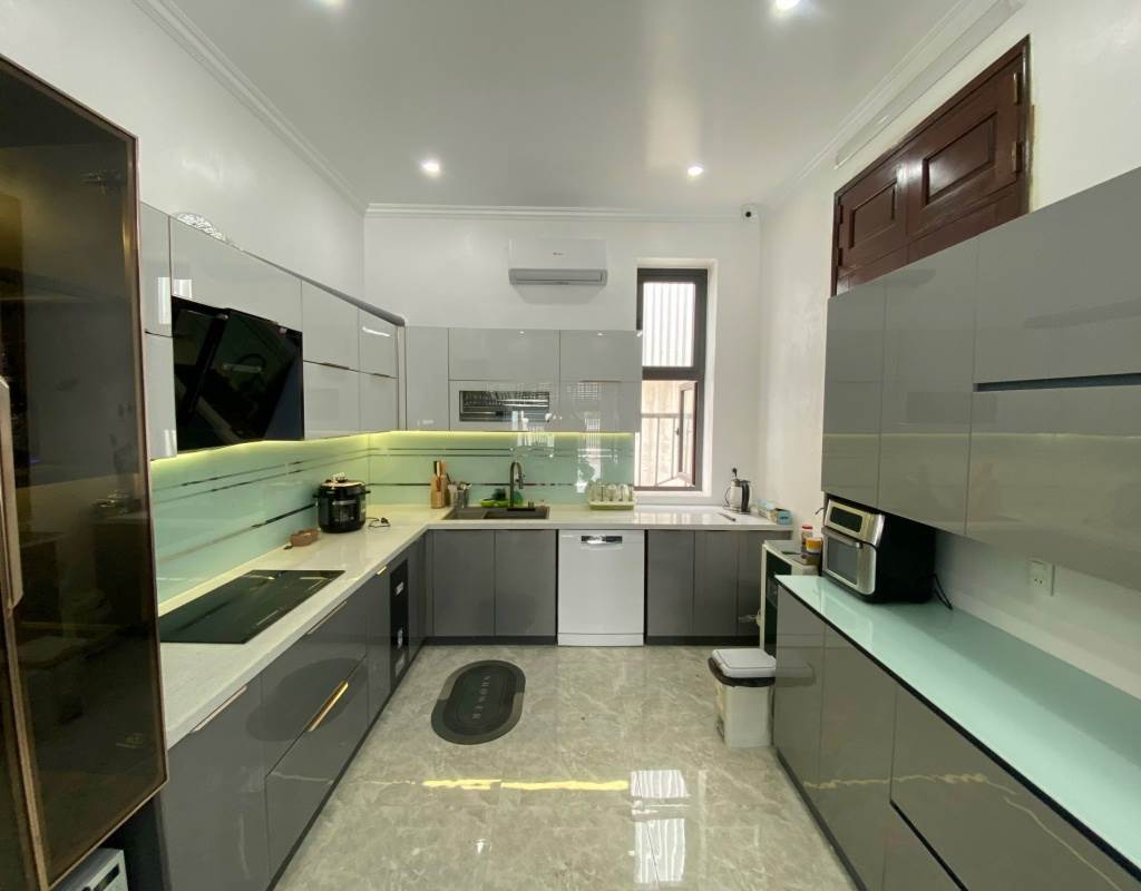 Tủ Bếp Hình Chữ U