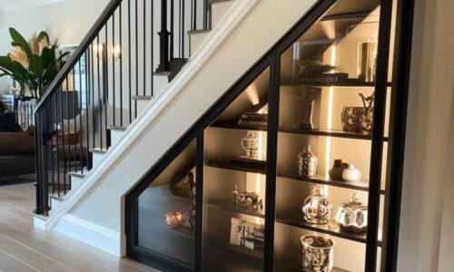 Tủ Cầu Thang Nhôm Kính