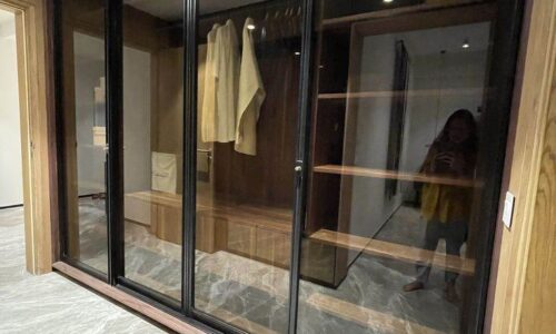 tu_quan_ao_canh_kinh_cua_lua_4_canh_Nhat_Nam06.jpg Tủ Quần Áo Cánh Kính Lùa 4 Cánh