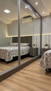 Tủ Quần Áo Cánh Kính Lùa 4 Cánh