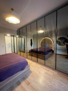 tu_quan_ao_nhom_canh_kinh_cuong_luc_Nhat_Nam01.jpg Tủ Quần Áo Nhôm Cánh Kính Cường Lực