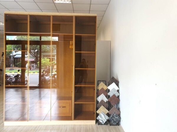 Tủ Quần Áo Nhôm Kính Vân Gỗ