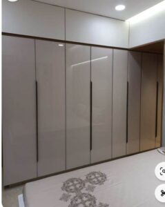 tu_quan_go_ep_phu_Acrylicf_nhat_nam09.jpg Tủ Quần Áo Gỗ Ép Phủ Acrylic