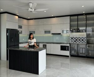 Quầy Bar Nhôm Kính